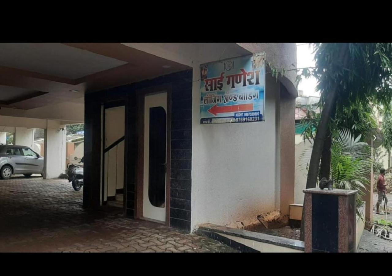 Hotel Sai Ganesh Lodging & Boarding By Wb Inn Titwala Exterior foto